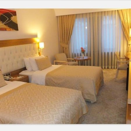 Hotel Park Royal Adana Exterior foto